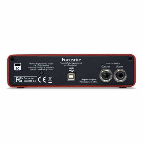 Звуковая карта FOCUSRITE Scarlett 2i2 USB