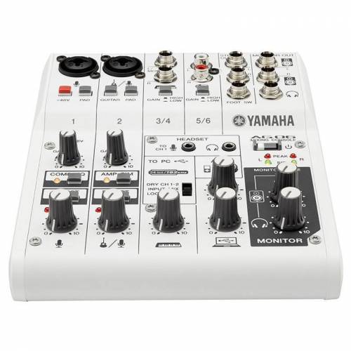 Микшерный пульт Yamaha AG06