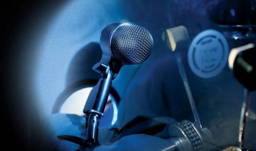 SHURE BETA 52A микрофон инструментальный динамический