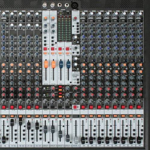 Микшерный пульт Behringer XENYX XL 3200