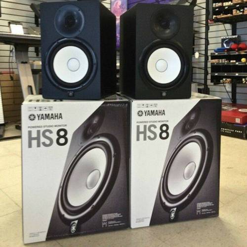Yamaha HS8 Монитор студийный