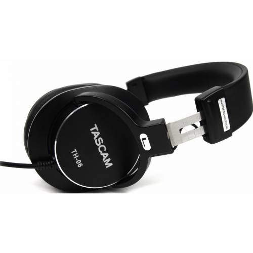 Tascam TH-06 наушники закрытые
