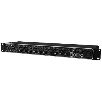 BEHRINGER U-PHORIA UMC1820