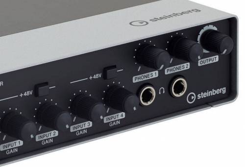 YAMAHA Steinberg UR44 Внешняя звуковая карта USB