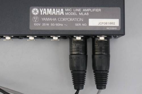 YAMAHA MLA8 Mic Line Amplifier Предусилитель микрофонный